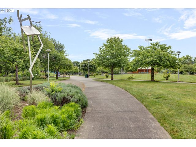 5584 Ne CADDIS Dr, Hillsboro, OR 97124