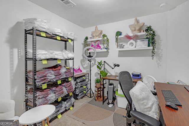 909 Ambient Way SW, Atlanta, GA 30331