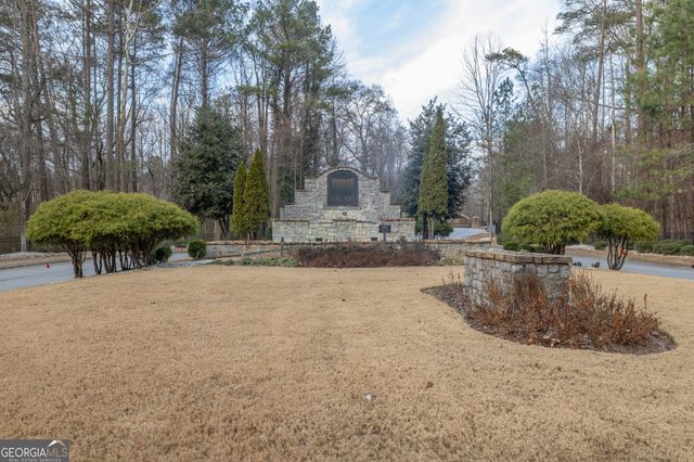 909 Ambient Way SW, Atlanta, GA 30331