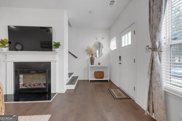 909 Ambient Way SW, Atlanta, GA 30331