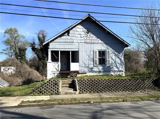 1211 NE 22nd Street, Winston-salem, NC 27105