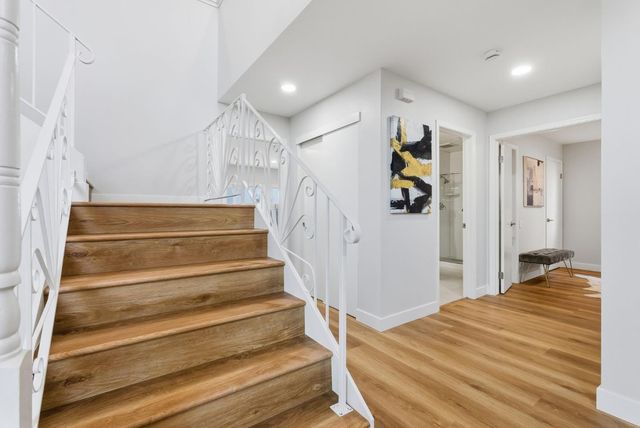 901 Swan Street, Foster City, CA 94404