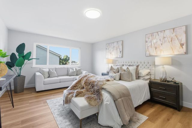 901 Swan Street, Foster City, CA 94404