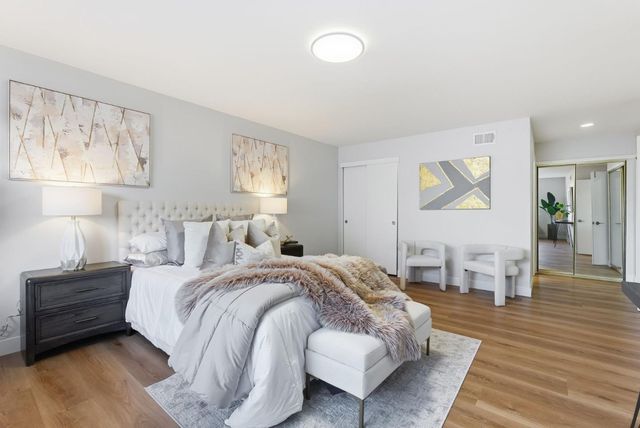 901 Swan Street, Foster City, CA 94404