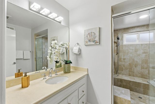 901 Swan Street, Foster City, CA 94404