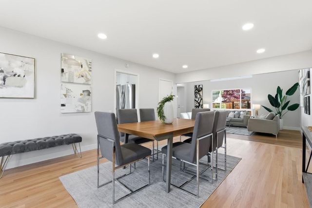 901 Swan Street, Foster City, CA 94404