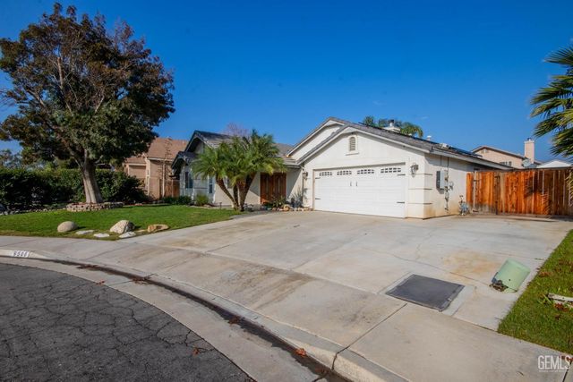 9508 Bard Court, Bakersfield, CA 93311