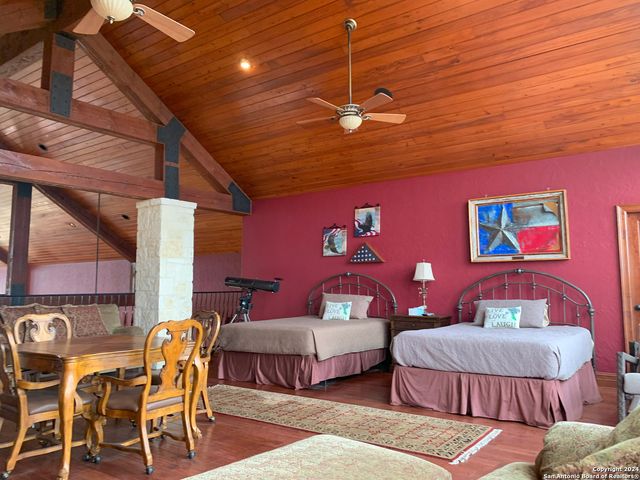 0 Pr 2412, Hondo, TX 78861