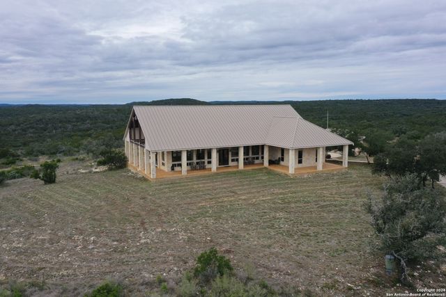 0 Pr 2412, Hondo, TX 78861