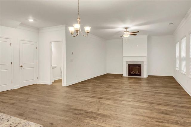 5665 Valley Loop, Fairburn, GA 30213