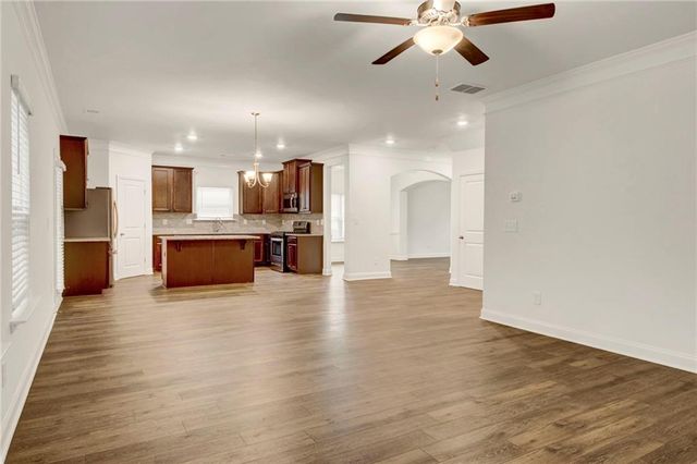 5665 Valley Loop, Fairburn, GA 30213