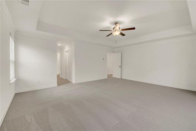 5665 Valley Loop, Fairburn, GA 30213