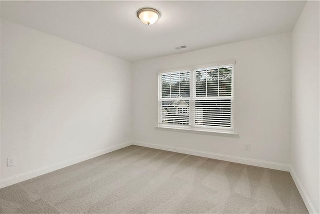 5665 Valley Loop, Fairburn, GA 30213