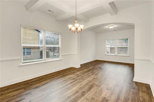 5665 Valley Loop, Fairburn, GA 30213