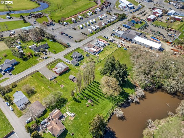 92277 YOUNGS RIVER Rd, Astoria, OR 97103
