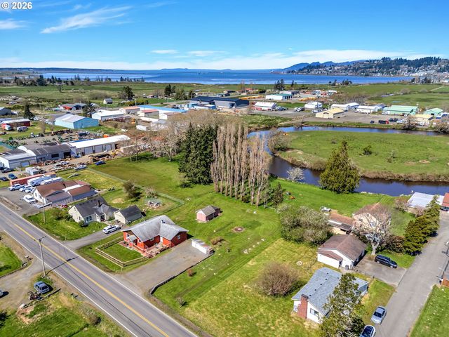 92277 YOUNGS RIVER Rd, Astoria, OR 97103
