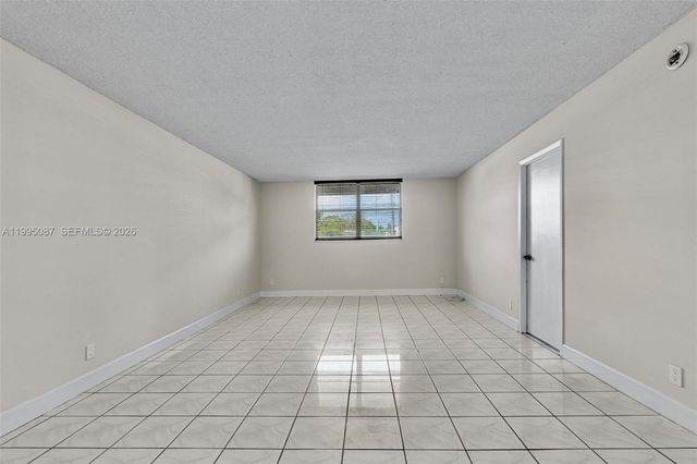 1830 Dixieanna St 102, Hollywood, FL 33020