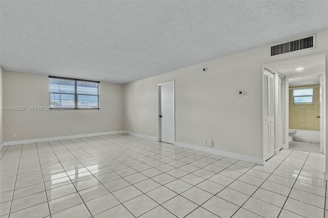 1830 Dixieanna St 102, Hollywood, FL 33020