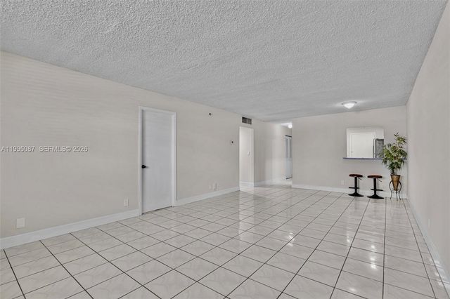 1830 Dixieanna St 102, Hollywood, FL 33020