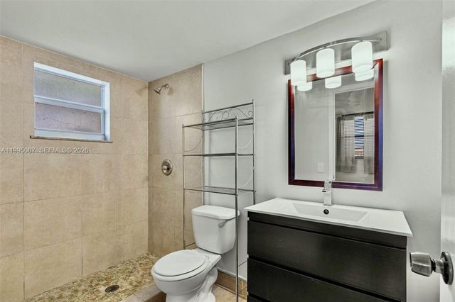 1830 Dixieanna St 102, Hollywood, FL 33020