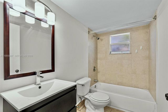 1830 Dixieanna St 102, Hollywood, FL 33020