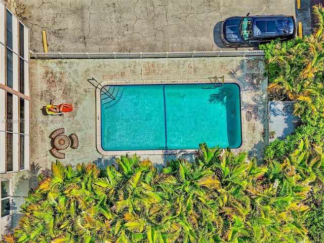 1830 Dixieanna St 102, Hollywood, FL 33020