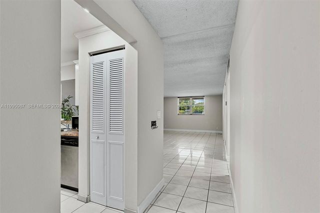 1830 Dixieanna St 102, Hollywood, FL 33020