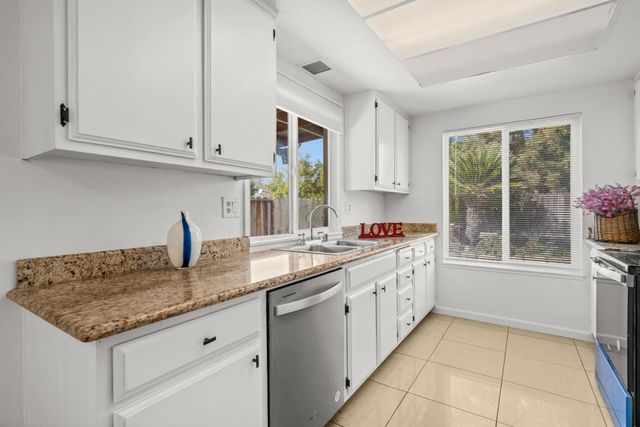 2320 Lido Circle, Stockton, CA 95207