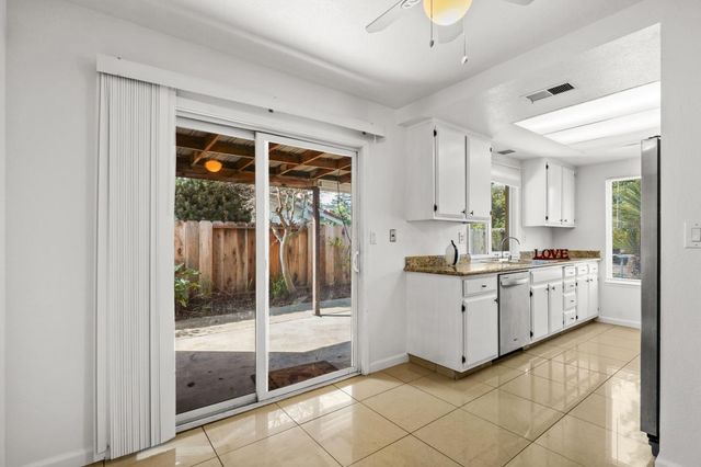 2320 Lido Circle, Stockton, CA 95207