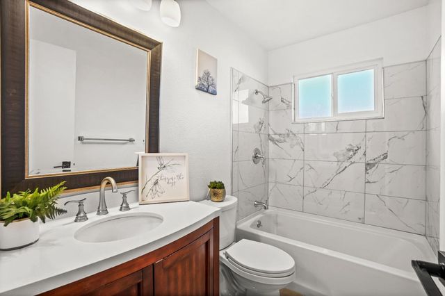 2320 Lido Circle, Stockton, CA 95207