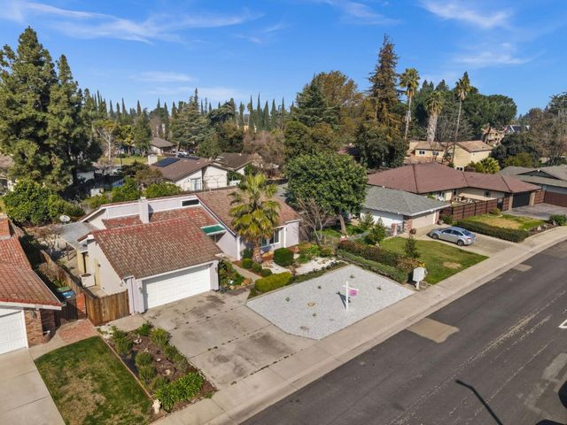 2320 Lido Circle, Stockton, CA 95207