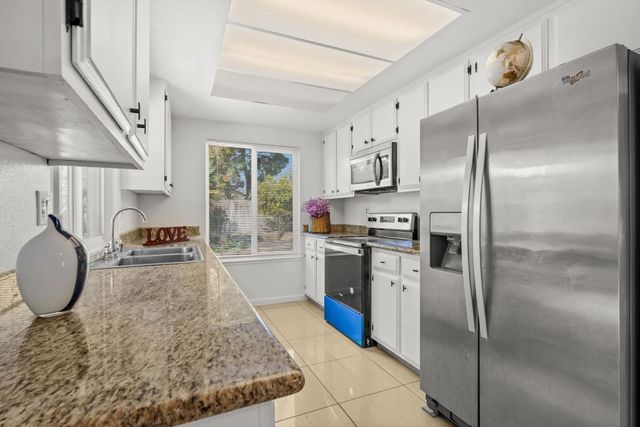 2320 Lido Circle, Stockton, CA 95207