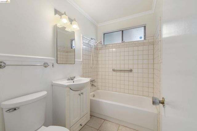 2942 Roosevelt Ln, Antioch, CA 94509