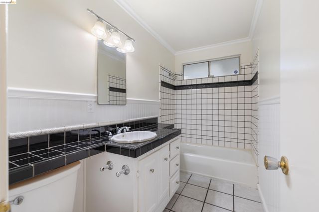 2942 Roosevelt Ln, Antioch, CA 94509