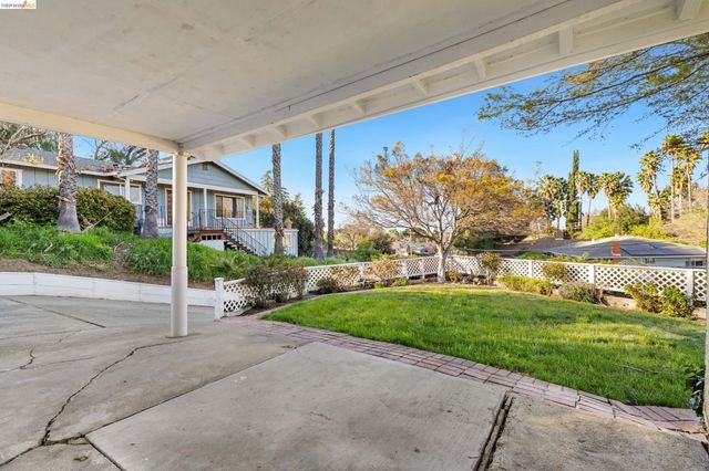 2942 Roosevelt Ln, Antioch, CA 94509