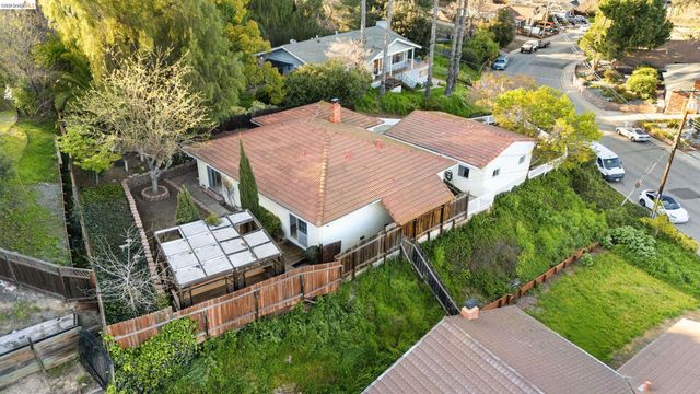 2942 Roosevelt Ln, Antioch, CA 94509