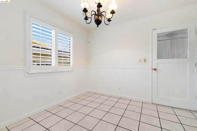 2942 Roosevelt Ln, Antioch, CA 94509