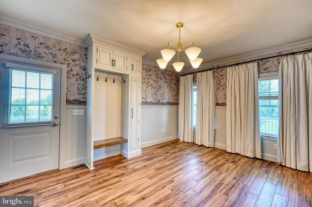 484 RACE RD, Richland, PA 17087
