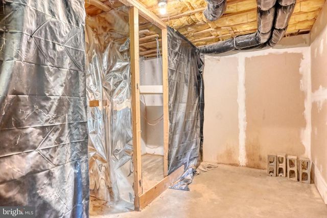 484 RACE RD, Richland, PA 17087