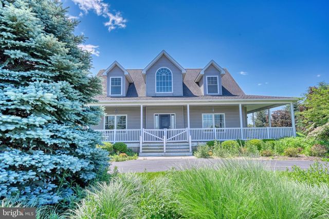 484 RACE RD, Richland, PA 17087