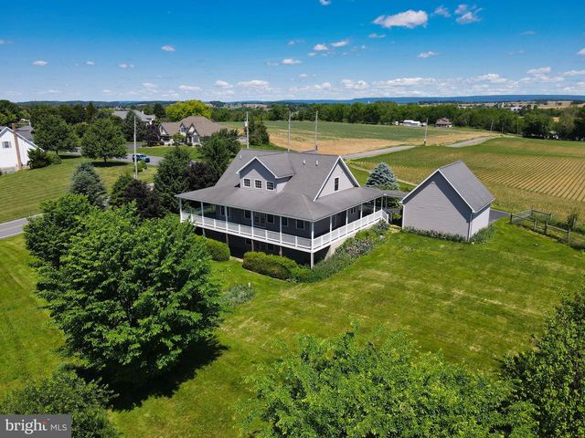 484 RACE RD, Richland, PA 17087