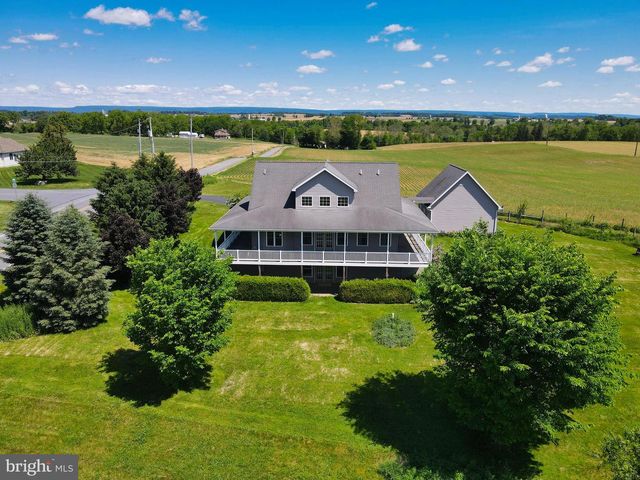 484 RACE RD, Richland, PA 17087