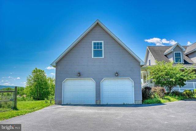 484 RACE RD, Richland, PA 17087