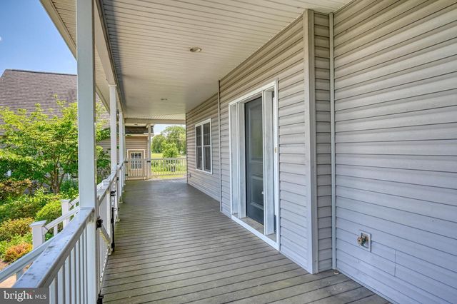 484 RACE RD, Richland, PA 17087