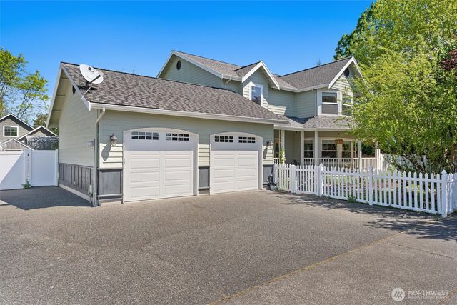 2219 Kibler Avenue, Enumclaw, WA 98022