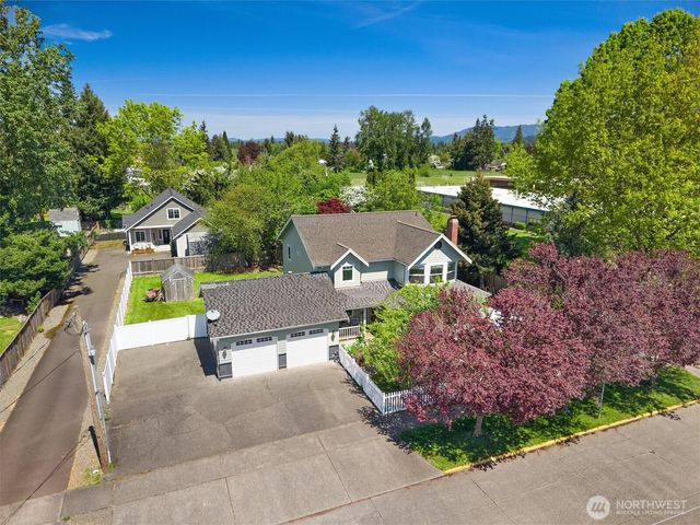 2219 Kibler Avenue, Enumclaw, WA 98022