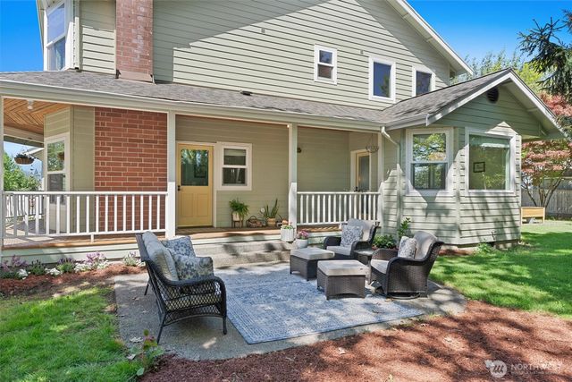 2219 Kibler Avenue, Enumclaw, WA 98022