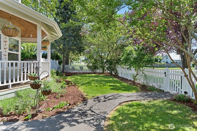2219 Kibler Avenue, Enumclaw, WA 98022