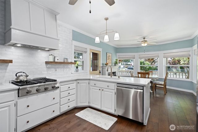 2219 Kibler Avenue, Enumclaw, WA 98022