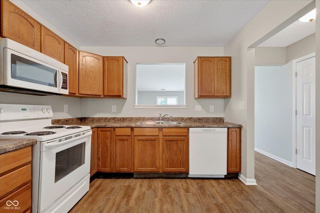 10747 Mistflower Way, Indianapolis, IN 46235